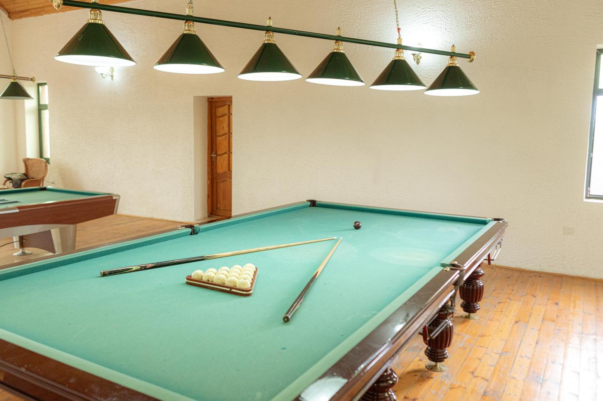 Chabiant Guesthouse Chateau Monolit Ikinci Yeniyol 外观 照片