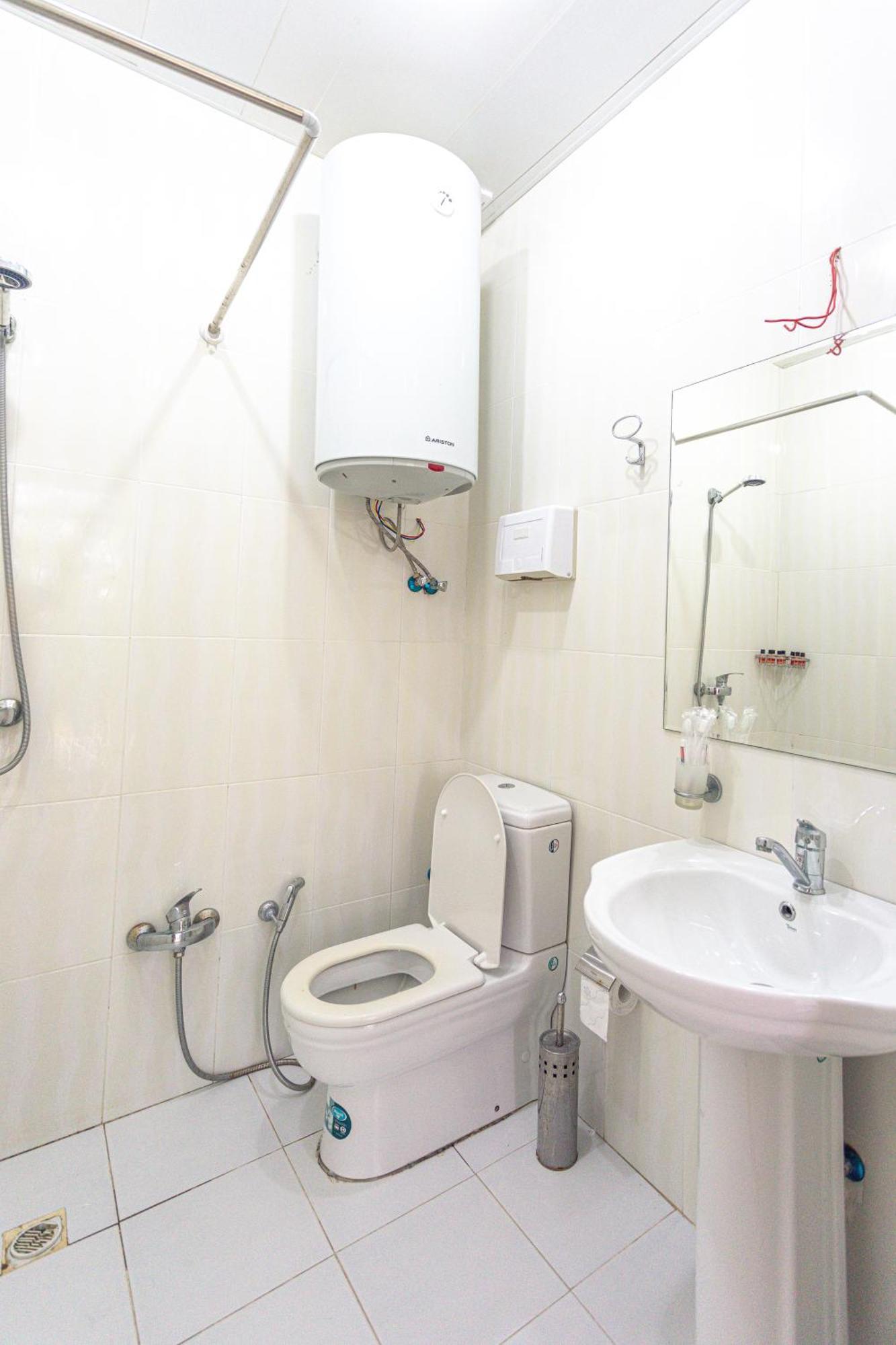 Chabiant Guesthouse Chateau Monolit Ikinci Yeniyol 外观 照片