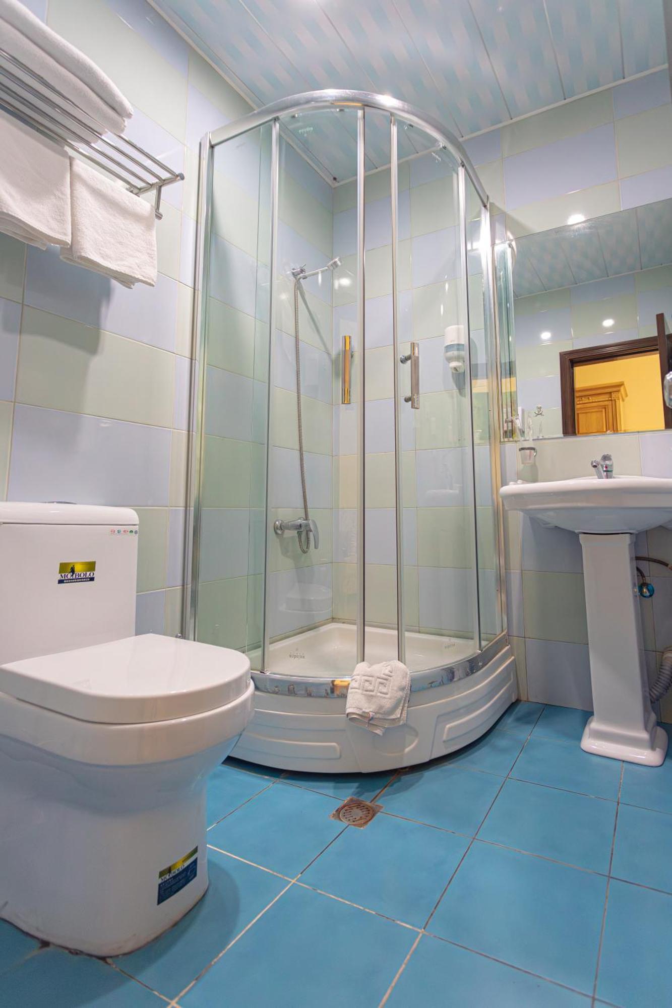 Chabiant Guesthouse Chateau Monolit Ikinci Yeniyol 外观 照片