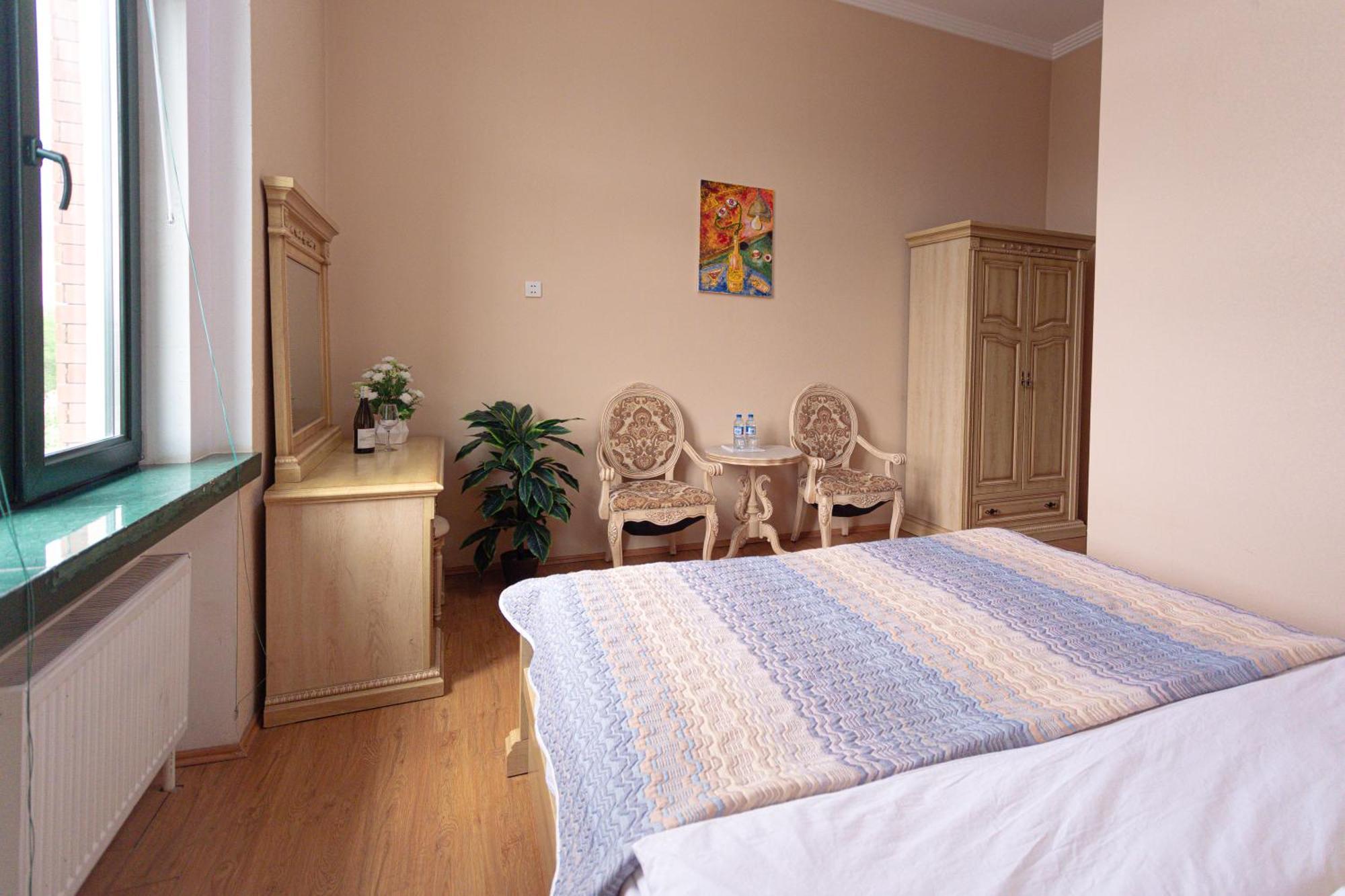 Chabiant Guesthouse Chateau Monolit Ikinci Yeniyol 外观 照片